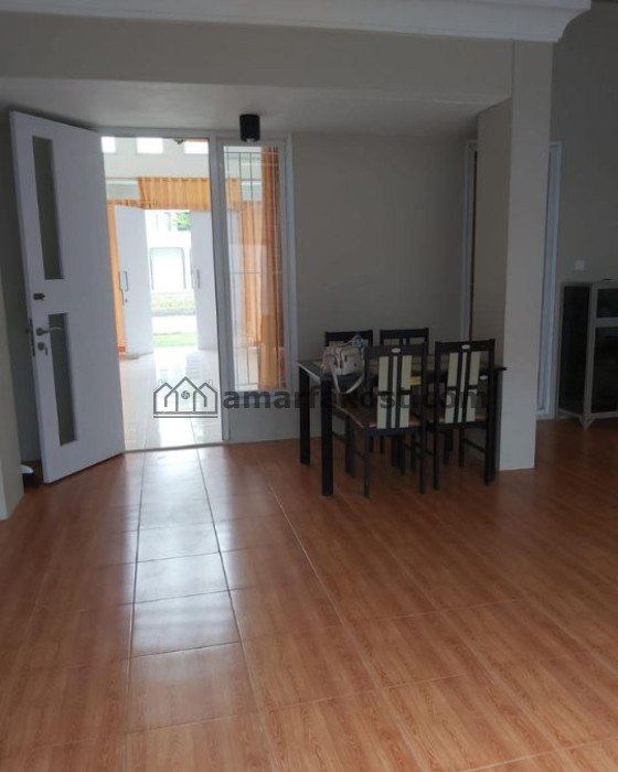 Di Sewakan Rumah semi furnish di komplek Citra Grand Senyiur - foto 15